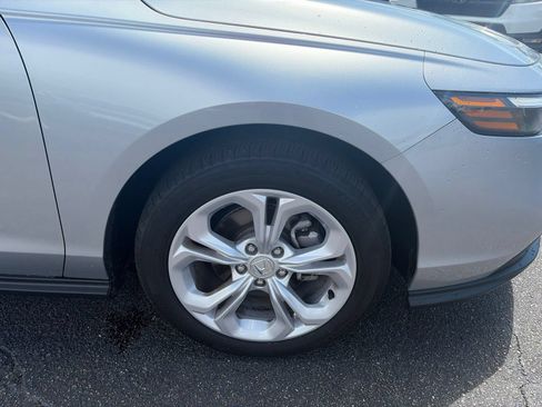 Certified 2025 Honda Accord LX image 9