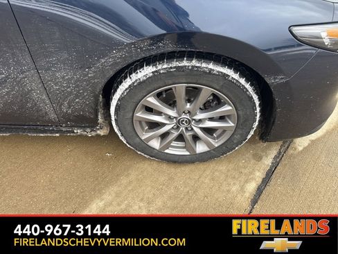 Used 2020 MAZDA MAZDA3 Sedan image 29