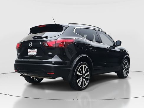 Used 2018 Nissan Rogue Sport SL image 5