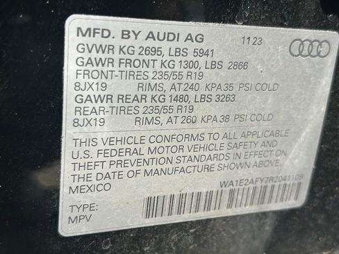 Certified 2024 Audi Q5 e Premium Plus w/ Premium Plus Package image 66