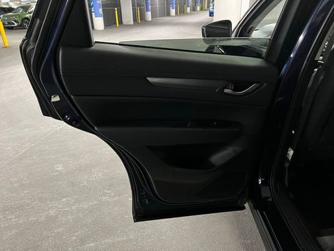 Used 2019 MAZDA CX-5 Touring image 18