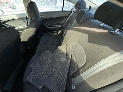 Used 2016 Kia Forte LX FWD image 13