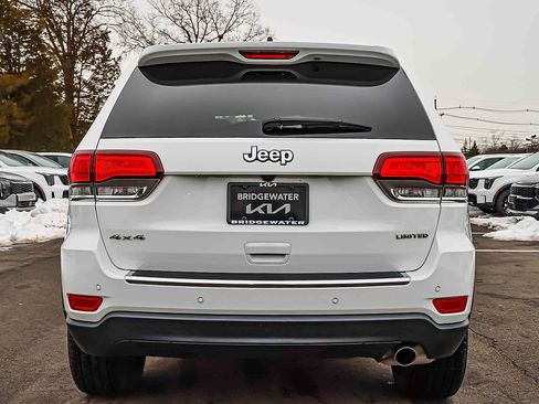 Used 2022 Jeep Grand Cherokee Limited image 5