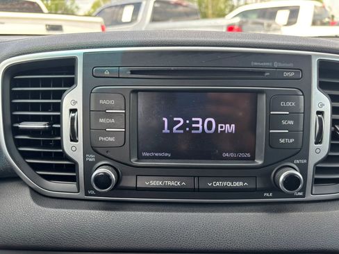 Used 2018 Kia Sportage LX FWD image 20