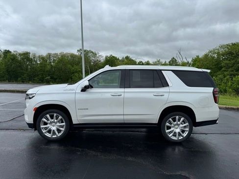 Used 2023 Chevrolet Tahoe High Country AWD/4WD image 6