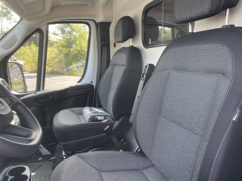 New 2024 RAM ProMaster 1500 image 9