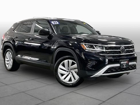 Used 2023 Volkswagen Atlas Cross Sport SE AWD/4WD image 3