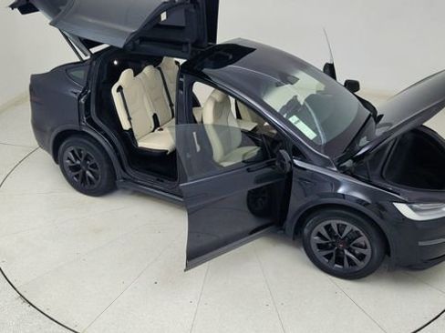 Used 2023 Tesla Model X Base image 81