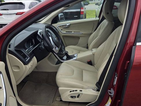 Used 2015 Volvo XC60 T6 Premier Plus image 14