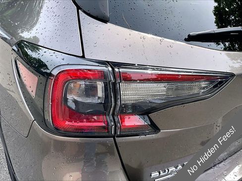 Used 2023 Subaru Outback Premium AWD/4WD image 26