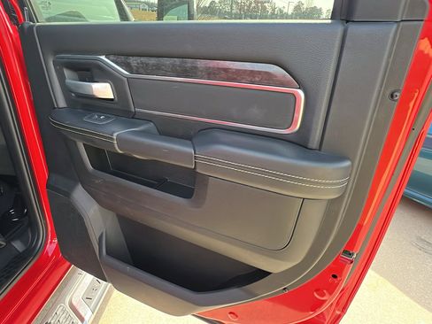 Used 2024 RAM 2500 Big Horn w/ Bed Utility Group image 20