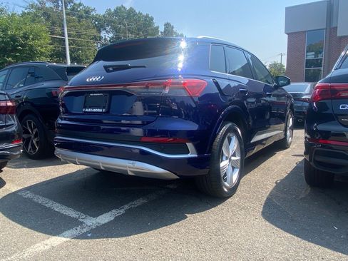 Used 2023 Audi Q4 e-tron Premium AWD/4WD image 2
