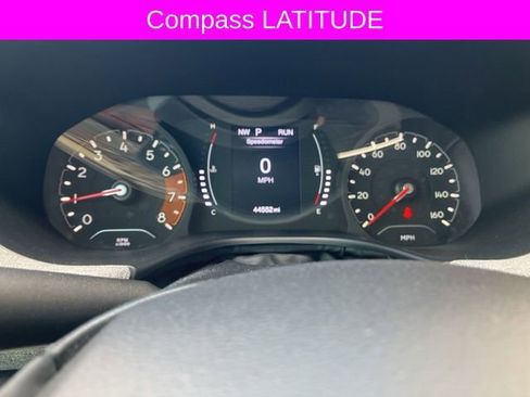 Used 2022 Jeep Compass Latitude image 28