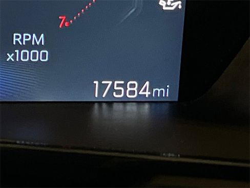 Used 2024 Chevrolet Colorado ZR2 w/ Technology Package image 23