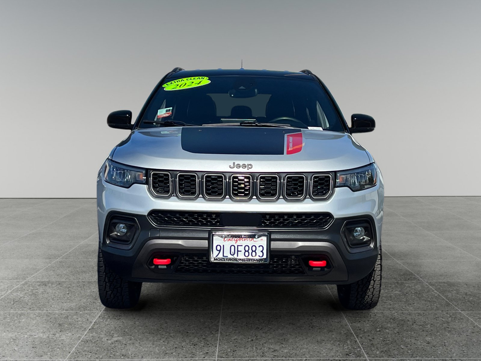 Used 2024 Jeep Compass Trailhawk AWD/4WD image 8