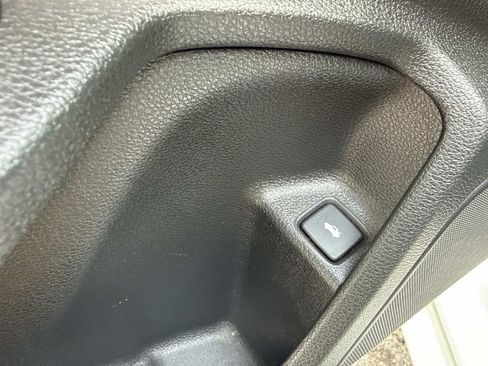 Used 2019 Honda Civic EX image 15