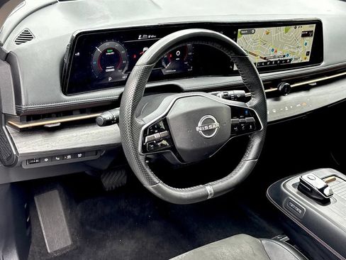 Certified 2024 Nissan Ariya AWD image 12