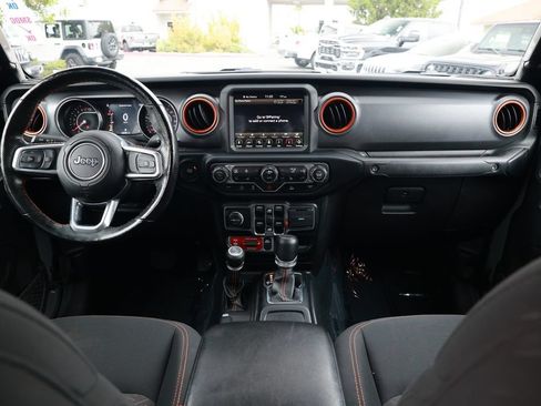 Used 2022 Jeep Gladiator Mojave w/ Cold Weather Group AWD/4WD image 25