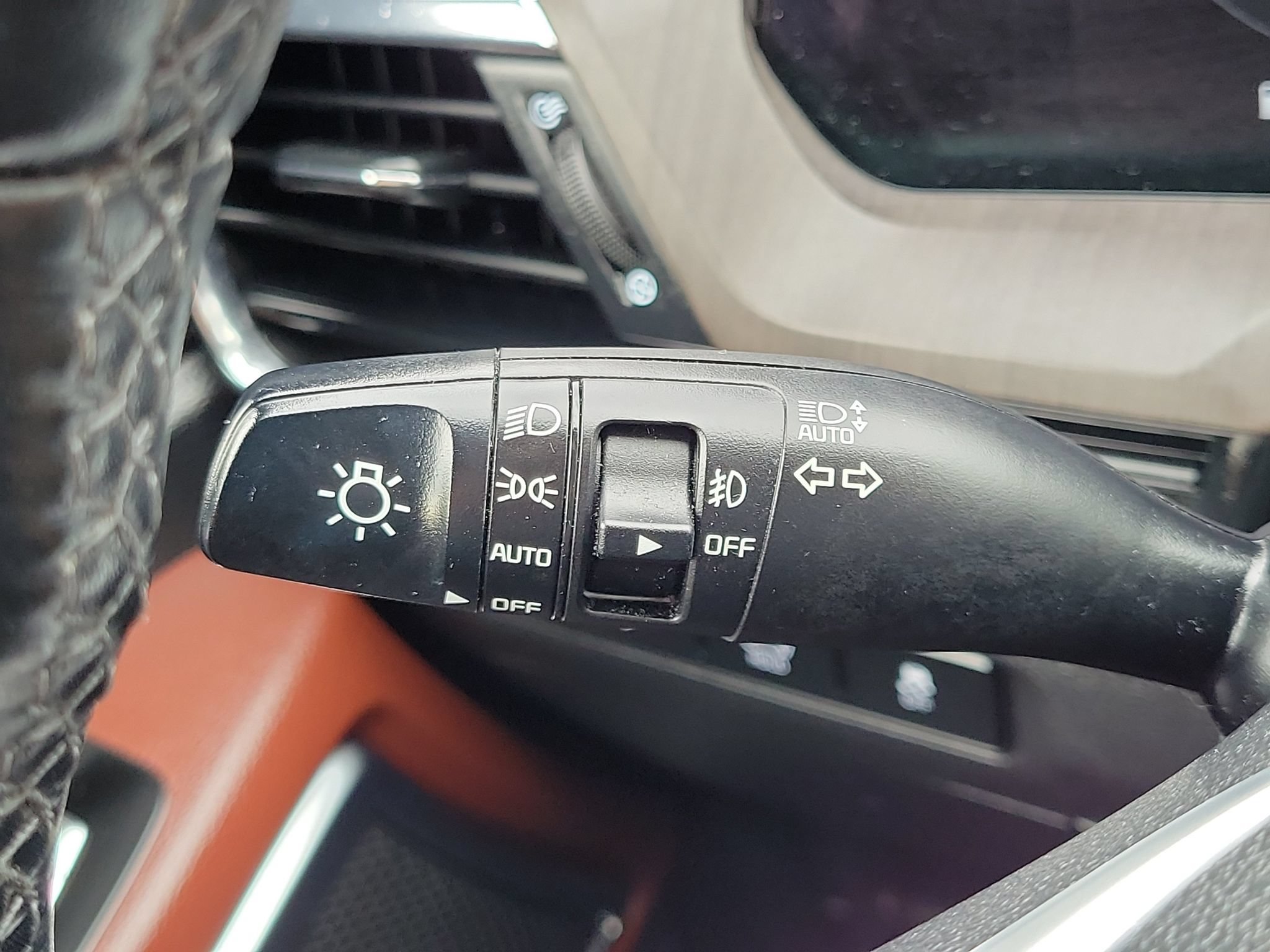 Certified 2024 Kia Telluride SX Prestige AWD/4WD image 15