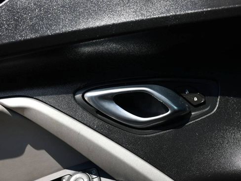 Used 2020 Chevrolet Camaro LT RWD image 13