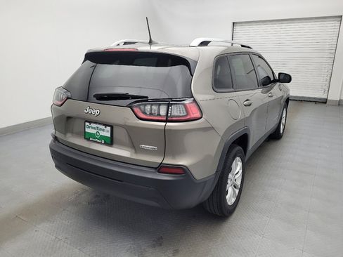 Used 2021 Jeep Cherokee Latitude image 9