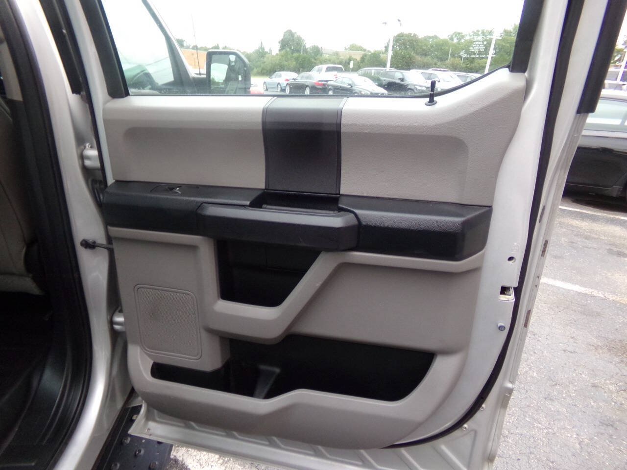 Used 2017 Ford F150 XL w/ XL Power Equipment Group AWD/4WD image 34