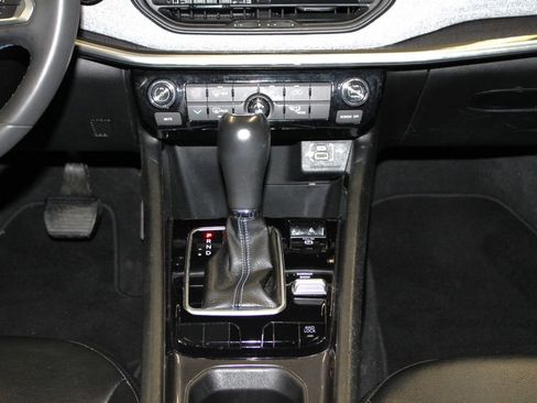 Used 2022 Jeep Compass Latitude image 21