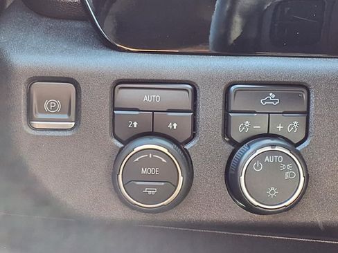 Used 2024 Chevrolet Silverado 1500 LT w/ Protection Package image 10