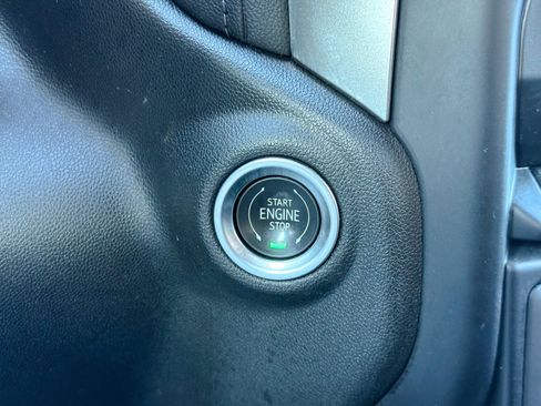 Used 2021 Chevrolet Silverado 1500 LT w/ Bed Protection Package image 26