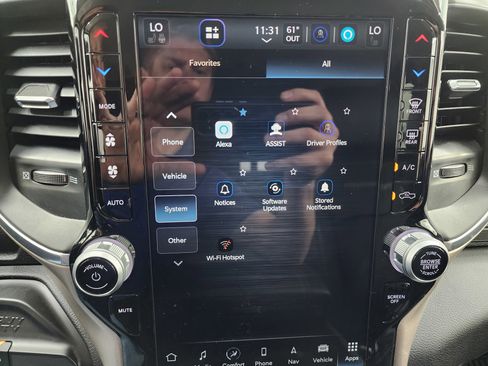 Used 2023 RAM 3500 Laramie image 59