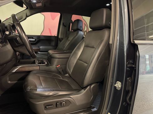 Used 2020 GMC Sierra 1500 SLT w/ SLT Premium Package image 17