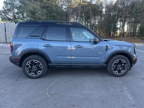 Used 2025 Ford Bronco Sport Outer Banks w/ Outer Banks Tech Package+ image 8