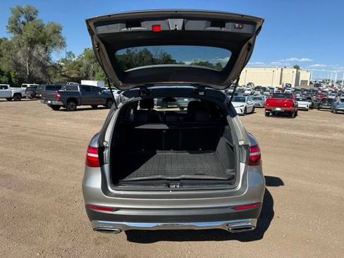 Used 2019 Mercedes-Benz GLC 300 4MATIC image 16