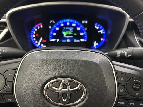 Used 2022 Toyota Corolla XLE image 32