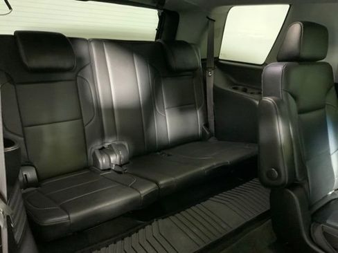 Used 2016 GMC Yukon SLT w/ Open Road Package AWD/4WD image 36