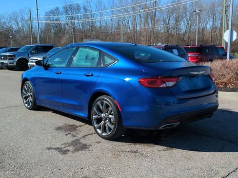Used 2016 Chrysler 200 S image 6