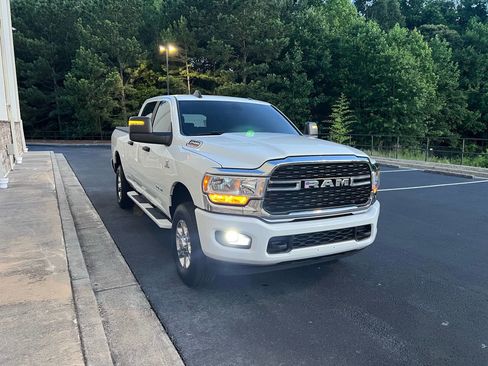 Used 2023 RAM 2500 Big Horn w/ Level 1 Equipment Group image 3