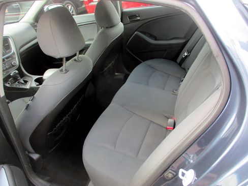 Used 2015 Kia Optima LX w/ LX Convenience Package image 9