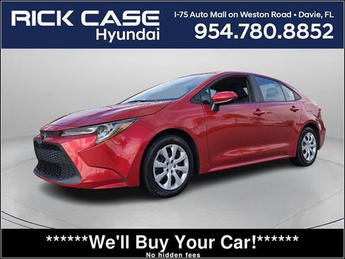 Used 2021 Toyota Corolla LE image 1