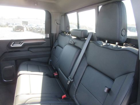 New 2026 GMC Sierra 3500 Denali w/ Denali Reserve Package AWD/4WD image 13