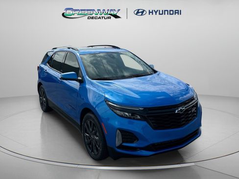 Used 2024 Chevrolet Equinox RS w/ RS Leather Package FWD image 2
