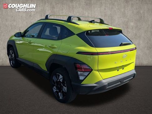 Certified 2025 Hyundai Kona SEL AWD/4WD image 5