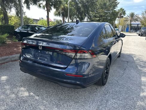Used 2025 Honda Accord SE image 6