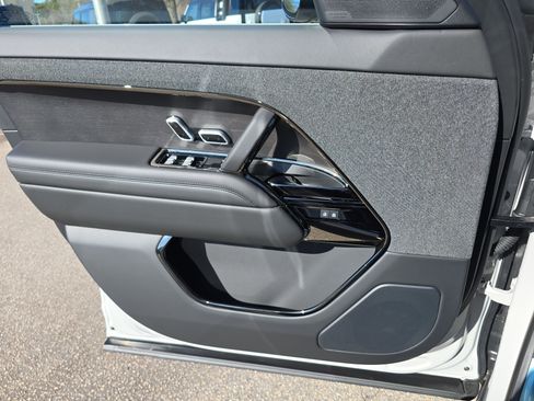 New 2026 Land Rover Range Rover Sport Dynamic SE image 27