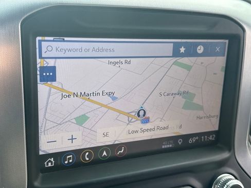 Used 2019 GMC Sierra 1500 SLT w/ SLT Premium Plus Package image 26