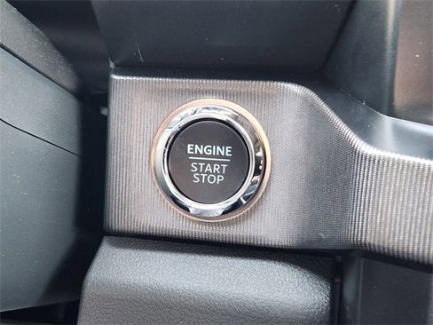 New 2026 Ford F250 Platinum w/ Tremor Off-Road Package image 15