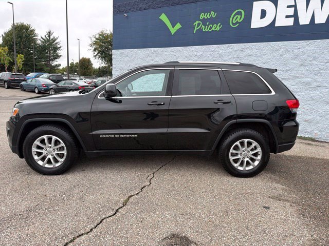 Used 2014 Jeep Grand Cherokee Laredo w/ 18" Wheel & 8.4" Radio Group AWD/4WD image 2