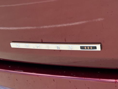 Used 2024 Jeep Grand Wagoneer L Series III AWD/4WD image 34