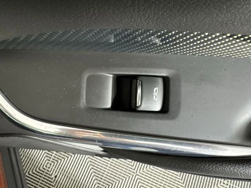Used 2019 Cadillac XT4 Sport FWD image 40