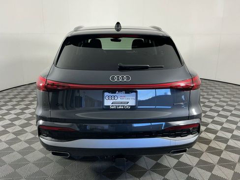 Used 2025 Audi Q5 Premium w/ 19" Wheel Package image 7